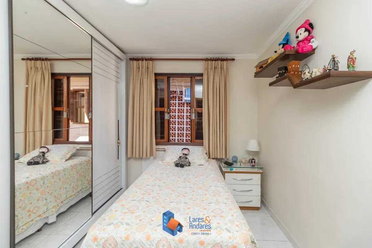 Imagem Casa no condomínio Conjunto Residencial Village Eldorado para venda com 3 quartos, sendo 3 suítes, 125m²