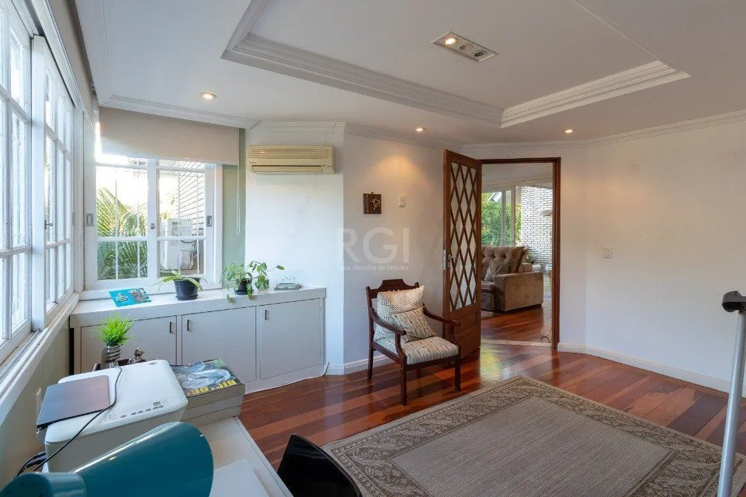 Imagem Casa Condominio para Venda - 322.88m², 3 dormitórios, sendo 1 suites, 4 vagas - Jardim Isabel