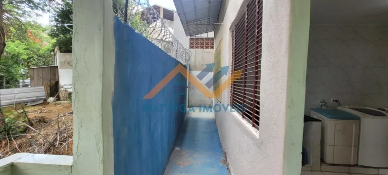 Imagem Casa de 3 Quartos e 3 Vagas de Garagem no Bairro Cidade Nova