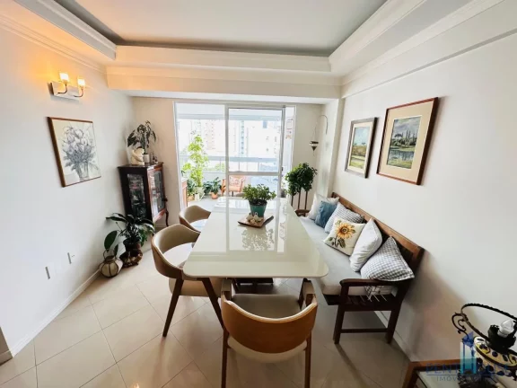 Imagem Apartamento Quadra Mar para Venda em Balneário Camboriú, CENTRO, 3 dormitórios, 1 suíte, 3 banheiros, 2 vagas