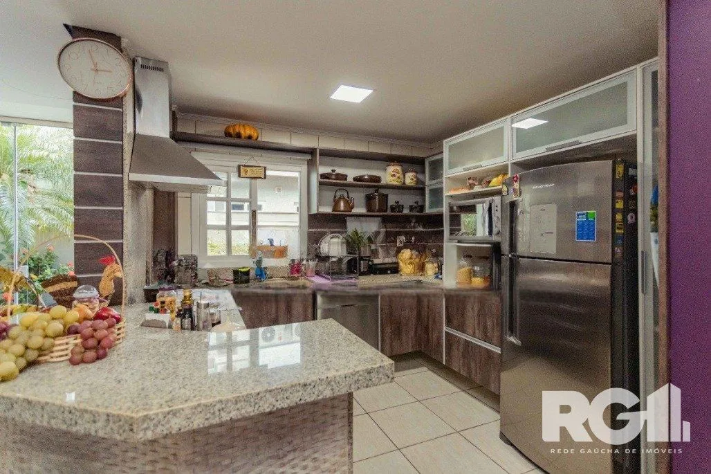 Imagem Casa com 5 Quartos 240m² privativos no Condomínio Parque Iguaçu. Bairro Ecoville