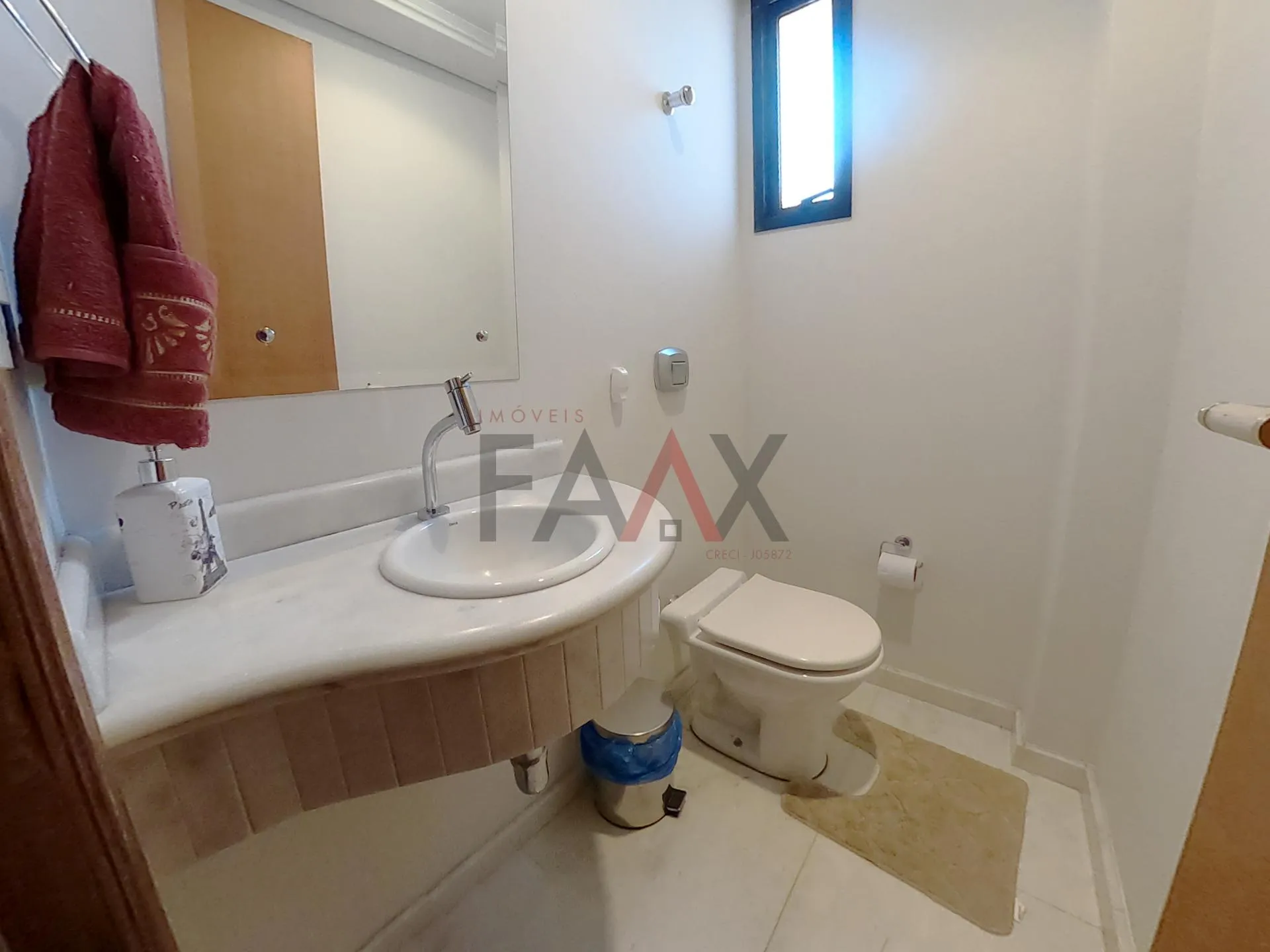 Imagem Apartamento à venda no Edifício Bourbon em frente ao Teatro Municipal no centro