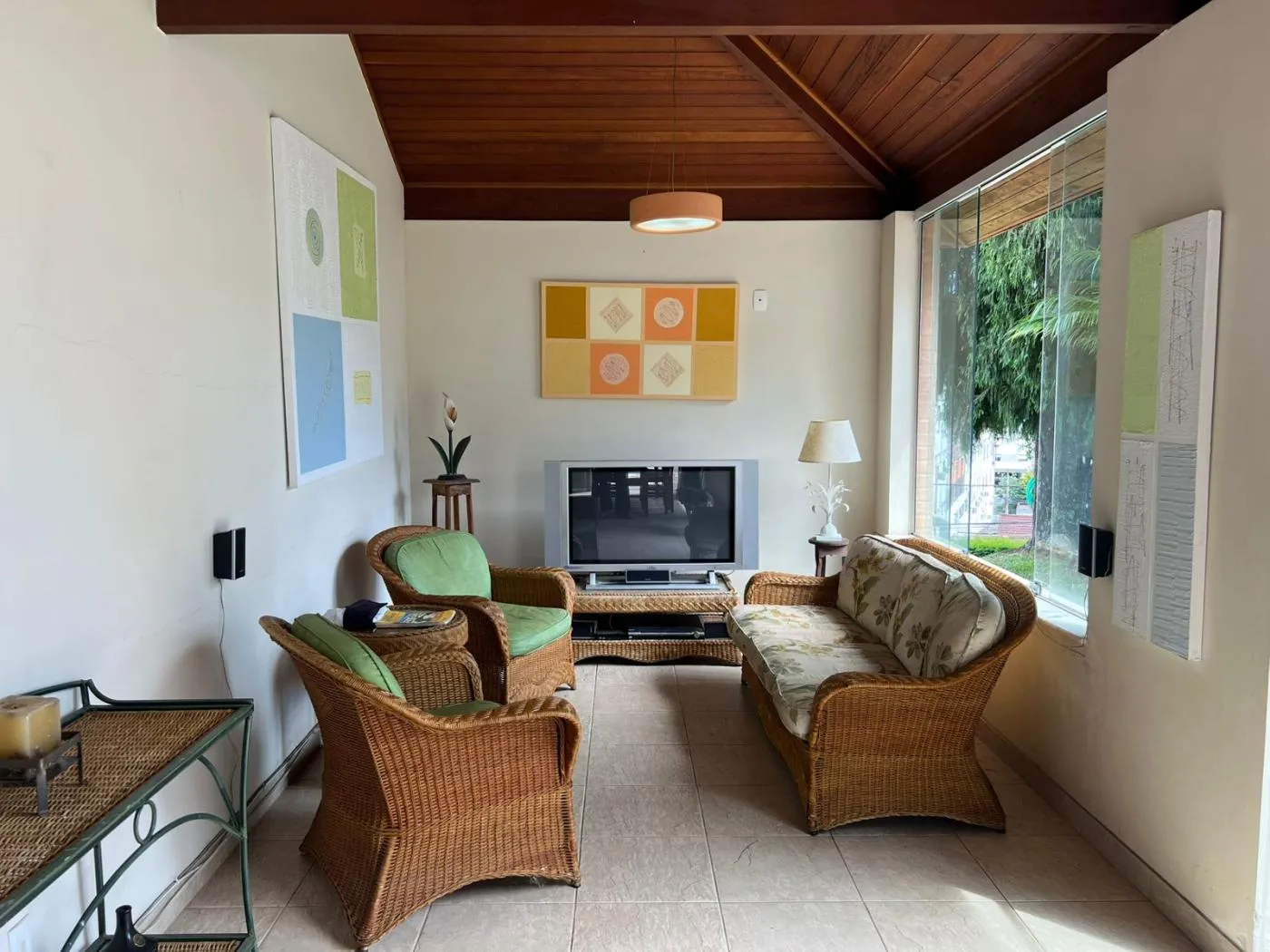 Imagem Casa para Venda em Petrópolis / RJ no bairro Valparaíso