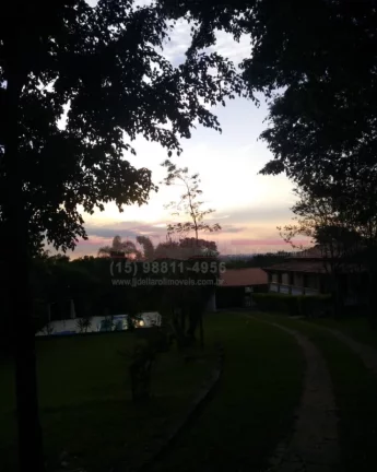 Imagem Chácara formada com muito verde