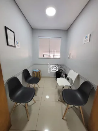 Imagem Comercial para Venda em Limeira / SP no bairro Vila Cristóvam