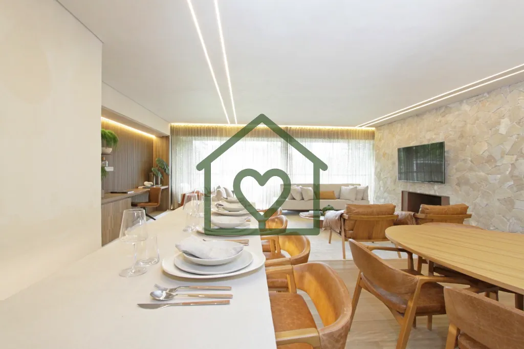 Imagem Apresento um sofisticado apartamento de 151 m² privativos no 18º andar, situado no bairro Menino D...