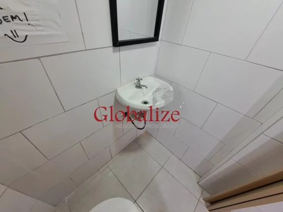 Imagem loja para locação com 25m², quadra da praia, pacote R$3.800,00 no Boqueirão em Santos