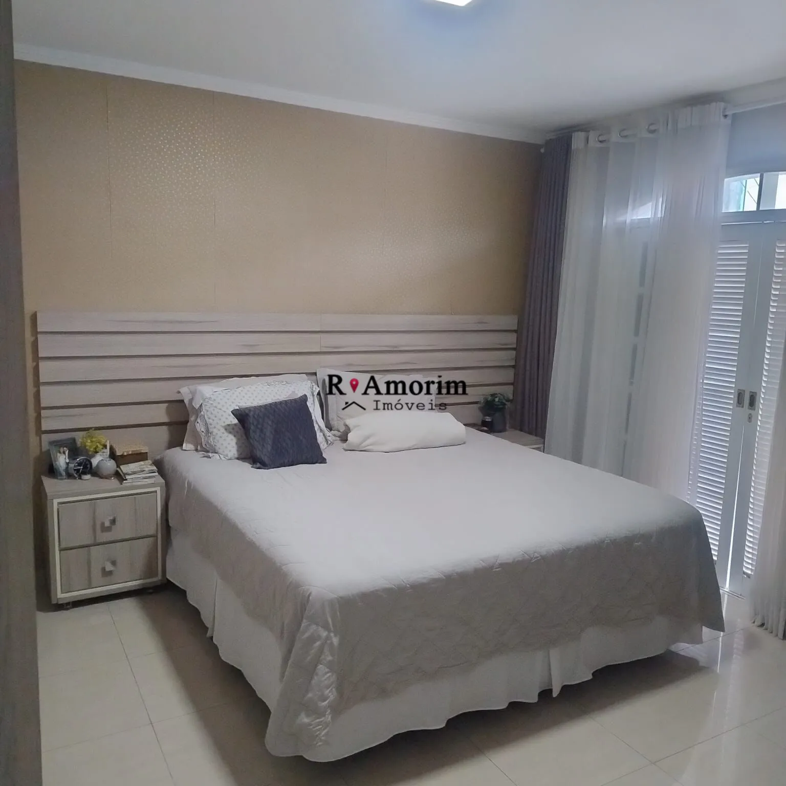 Imagem Casa com ótima localização e acabamento Premiun, a venda em Barueri/SP