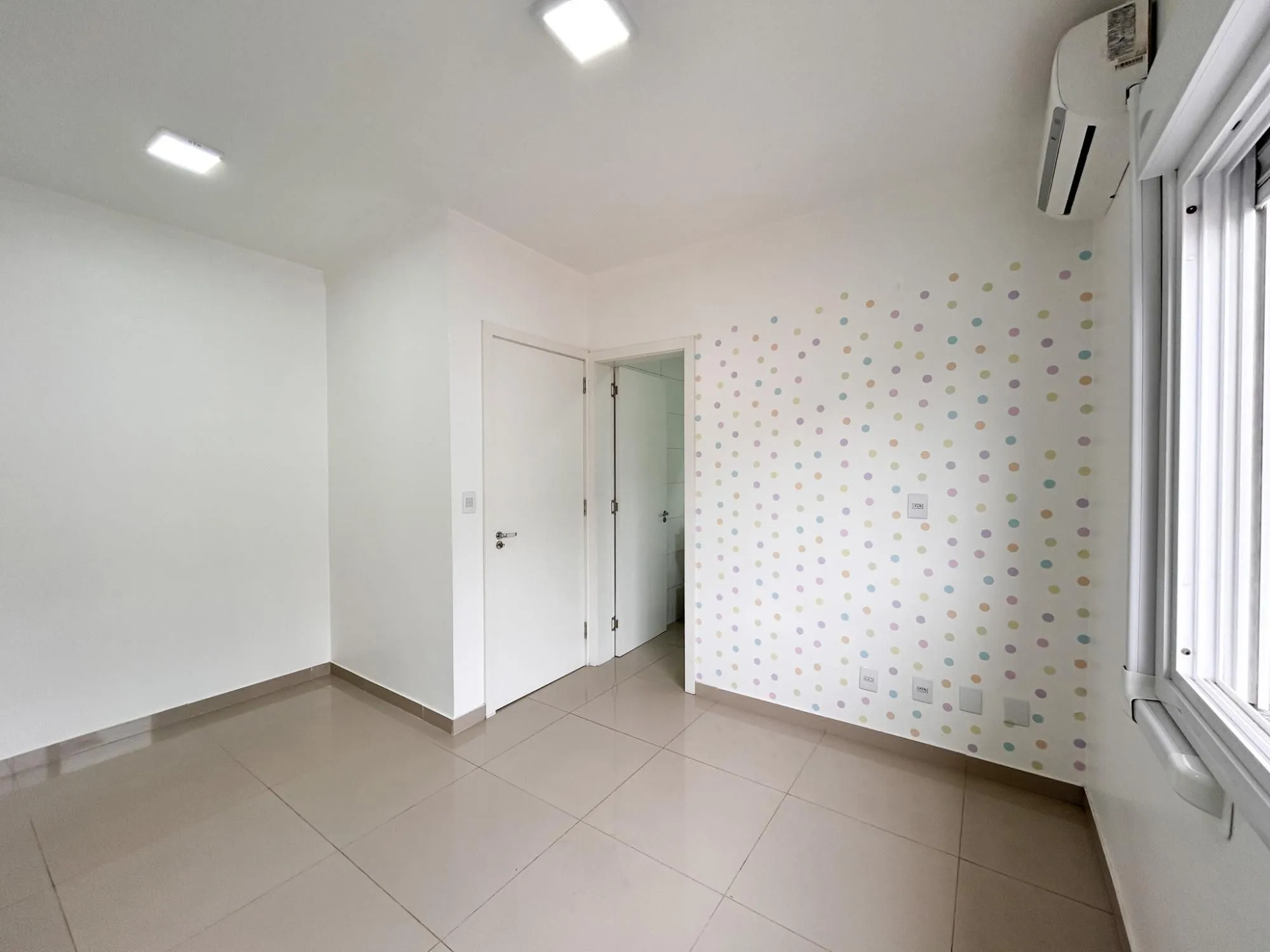 Imagem SOBRADO BAIRRO IGARA - CANOAS