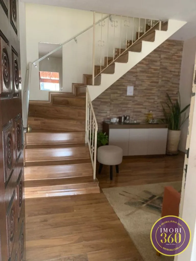Imagem Sobrado de 3 dormitórios à venda na Vila Jacuí - 110 m²