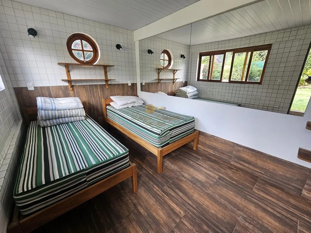 Imagem Casa em Condomínio para Venda em Teresópolis / RJ no bairro Cruzeiro