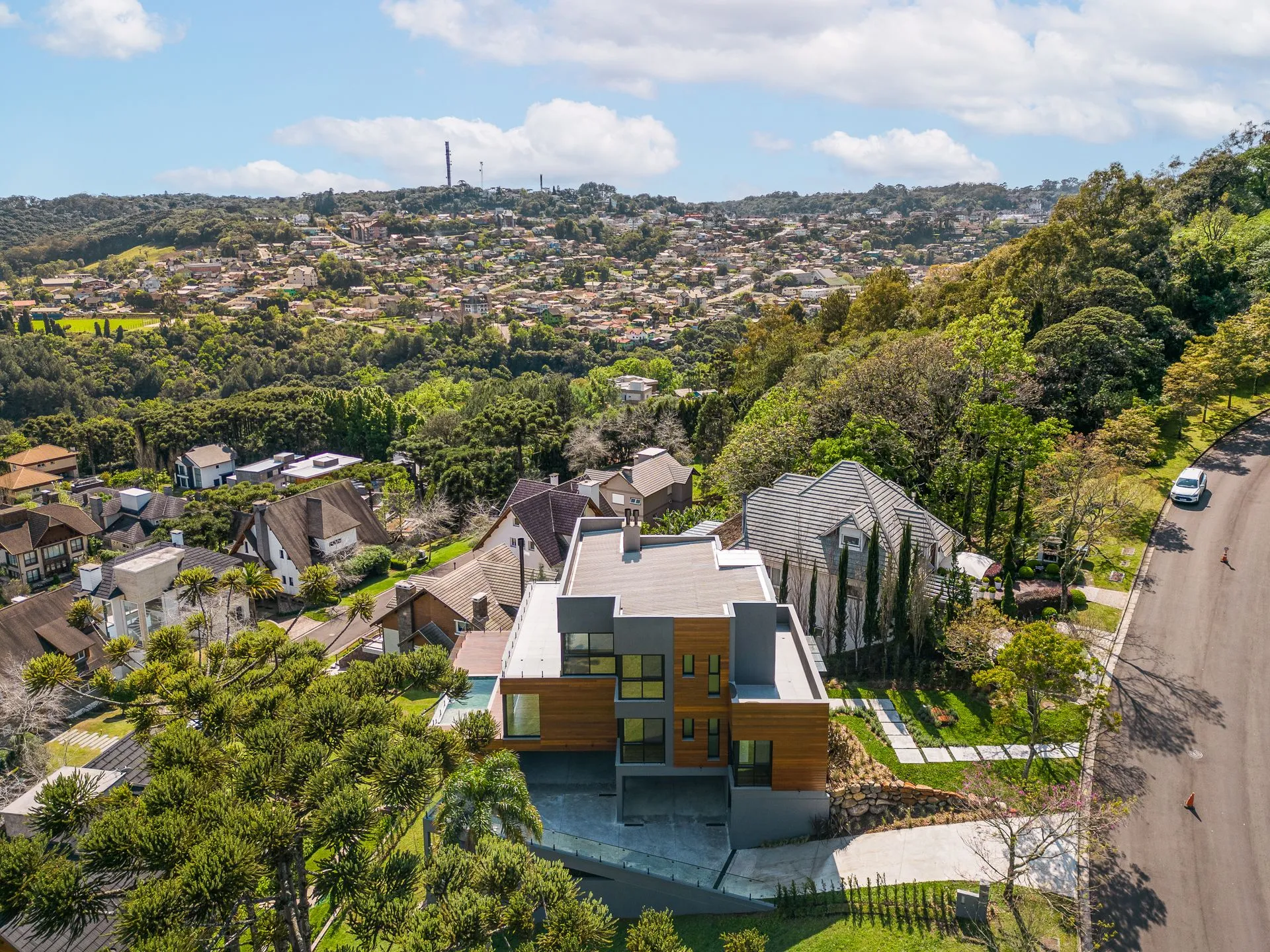 Imagem Casa à venda em Gramado, Bavaria, com 5 quartos, 580m2