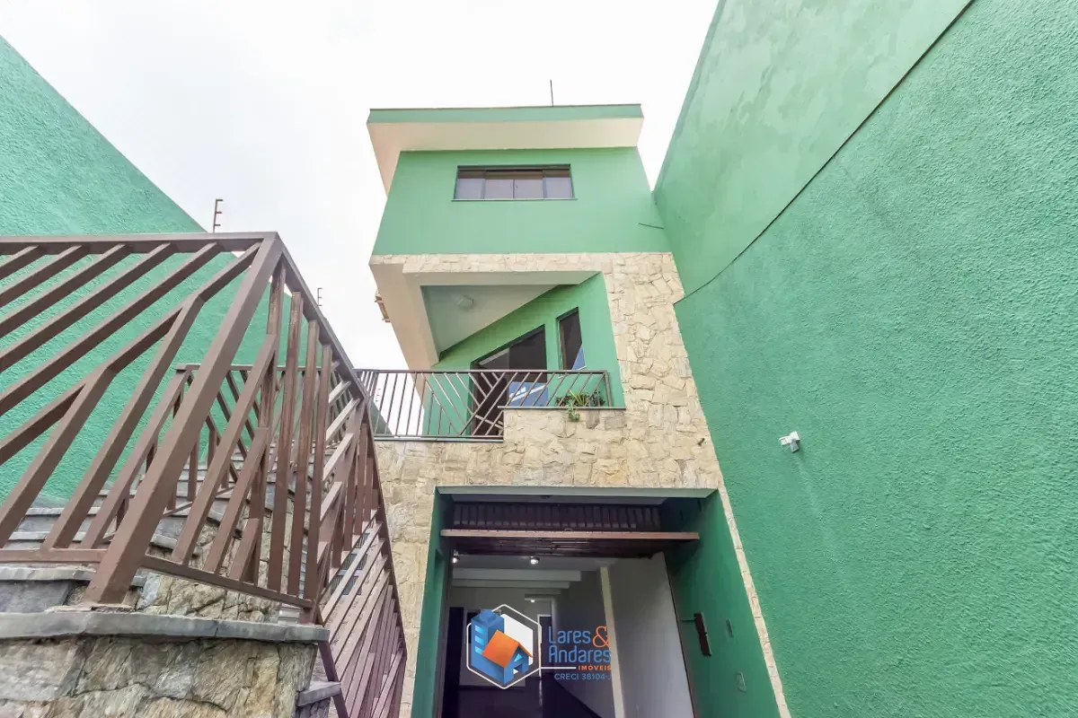 Foto do imóvel Sobrado para venda em Vila Bela com 4 quartos, sendo 2 suítes, 308m² em Rua Doutor Vicente Giacaglini