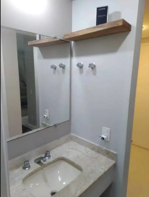 Imagem Apartamento Moema - 1 Dorm, 1 Vaga, Armários.