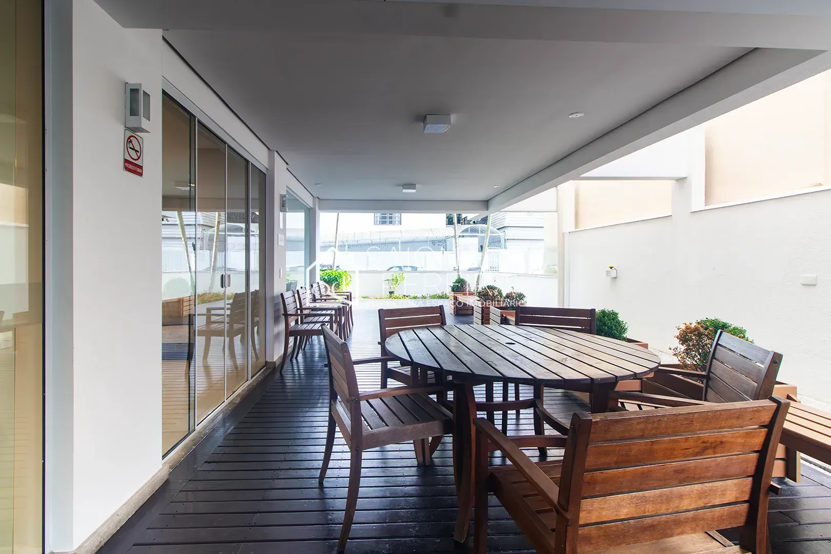 Imagem Apartamento à venda no bairro Campinas, São José - 2 dormitórios com varanda gourmet