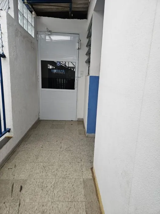Imagem Prédio comercial na Penha de França.