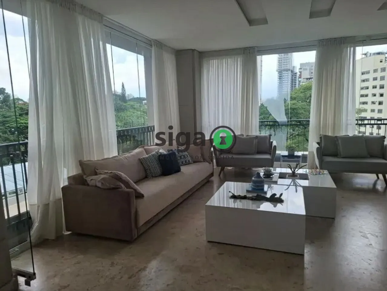 Foto do imóvel Apartamento a venda em MOEMA PÁSSAROS com 4 quartos / 4 suítes