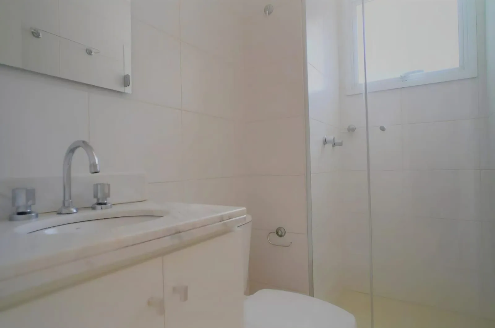 Imagem Edifício Jules Verne - Venda de apartamento com 02 dormitórios no bairro Petrópolis