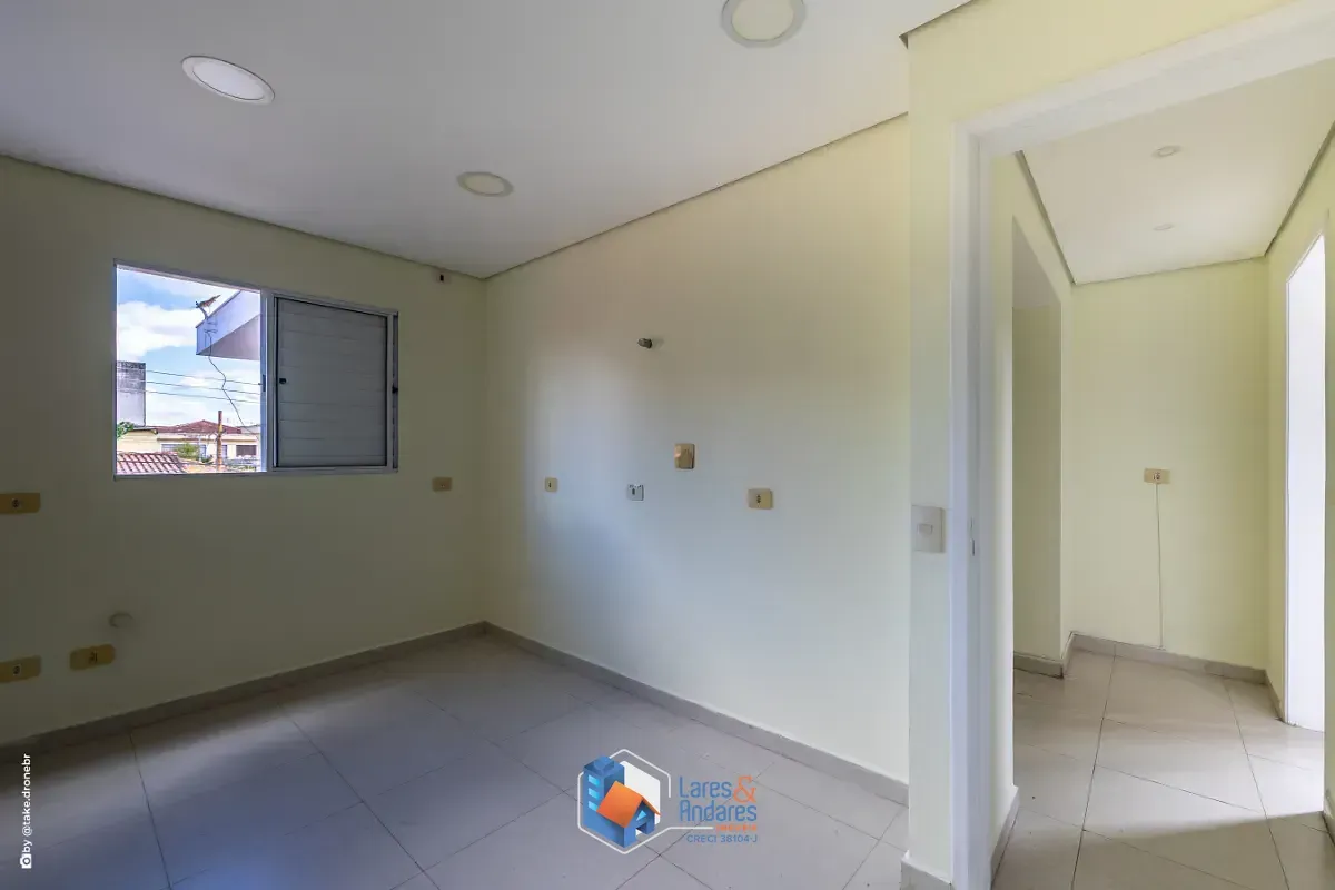 Imagem Sobrado para venda em Jardim Ipanema (Zona Sul) com 4 quartos, sendo 1 suíte, 130m²