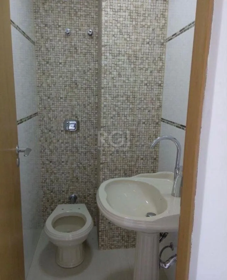 Imagem Casa Comercial em Hípica