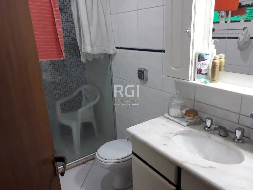 Imagem Casa para Venda - 120m², 3 dormitórios, sendo 1 suites, 3 vagas - Nonoai