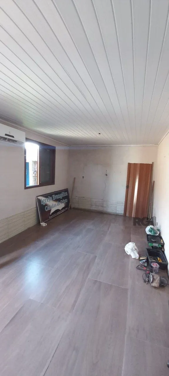 Imagem OPORTUNIDADE DE NEGOCIO, CASA A VENDA NA ZONA SUL, BAIRRO LAMI