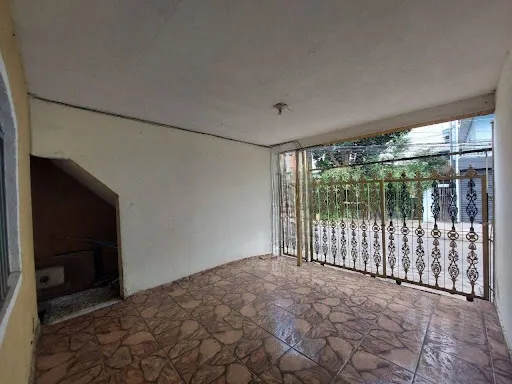 Imagem Sobrado com 10 dormitórios à venda, 300 m² por R$ 900.000,00 - Jardim Ottawa - Guarulhos/SP