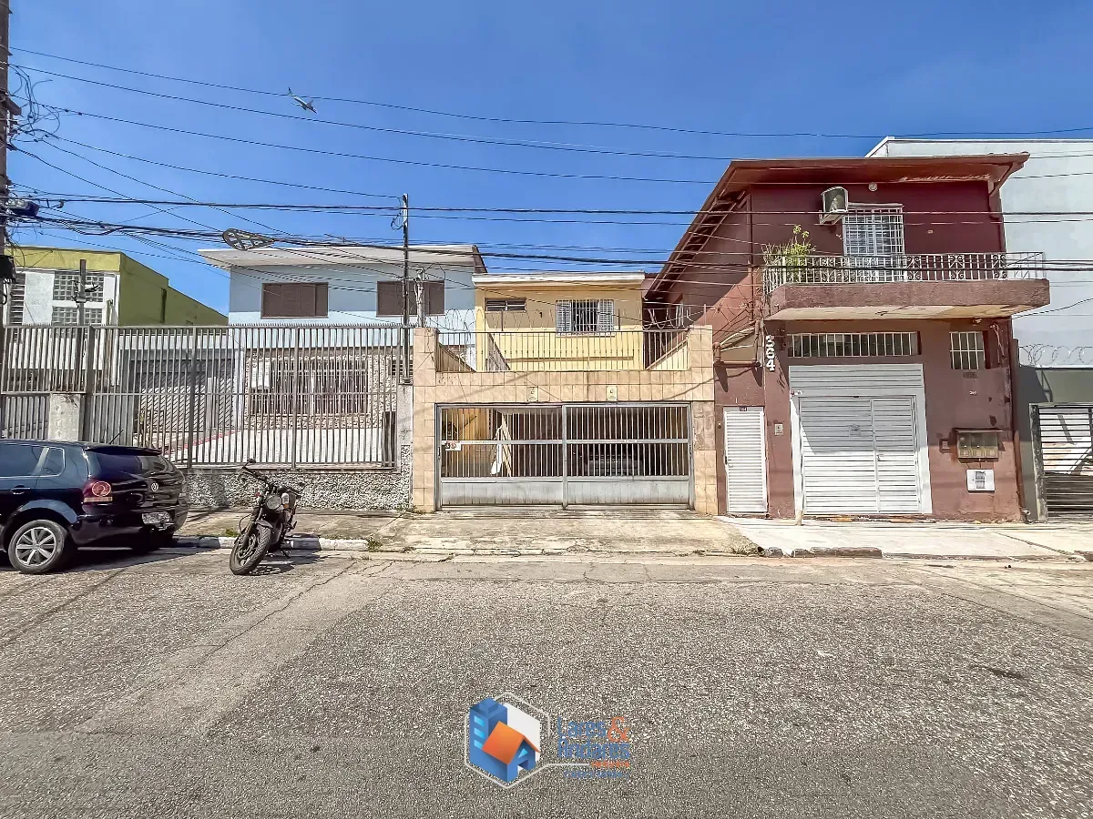 Foto do imóvel Sobrado para venda e locação em Vila Parque Jabaquara com 6 quartos, sendo 1 suíte, 293m² em Rua das Nhandirobas