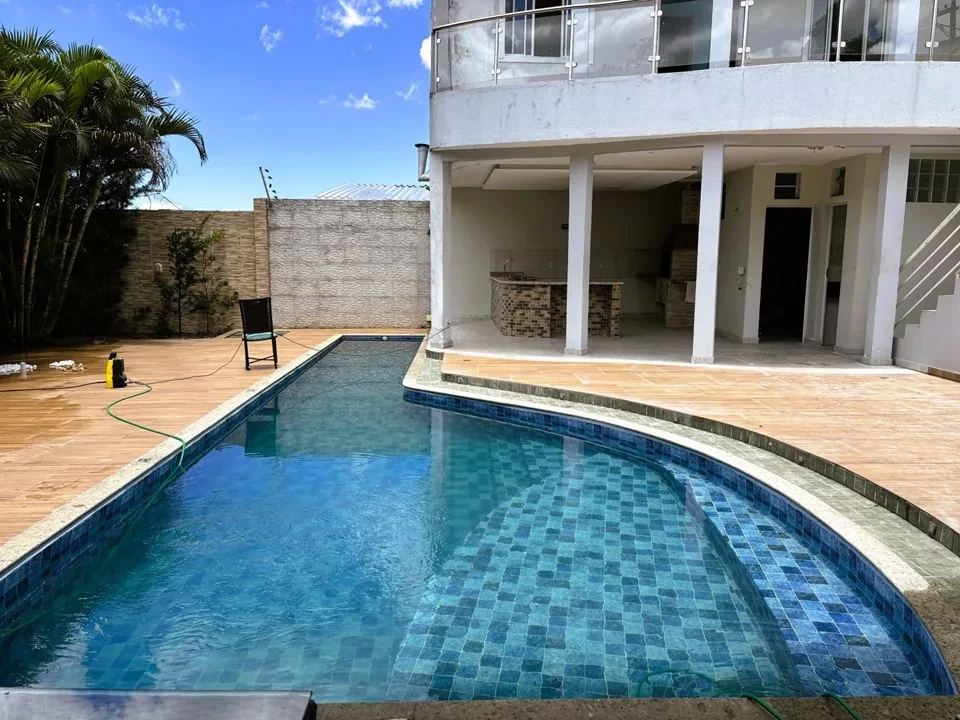 Imagem Casa com 5 Quartos à Venda, 303 metros em Planalto - Manaus