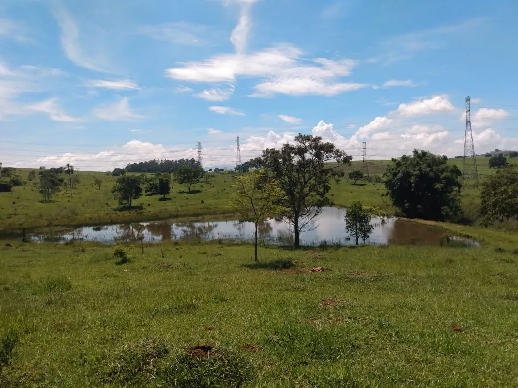 Foto do imóvel Chácara à venda 121000M², Parque Lago Azul, Pindamonhangaba - SP