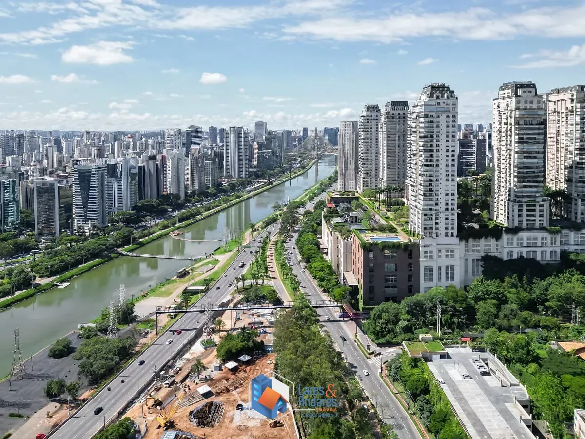 Imagem Casa para venda em Cidade Jardim com 4 quartos, sendo 1 suíte, 490m²