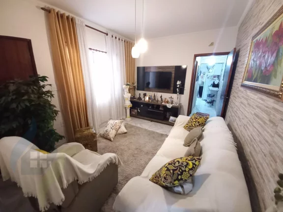 Imagem Casa de 2 dormitórios, 2 banheiros, 2 vagas, de 110m² em Paulicéia, São Bernardo do Campo