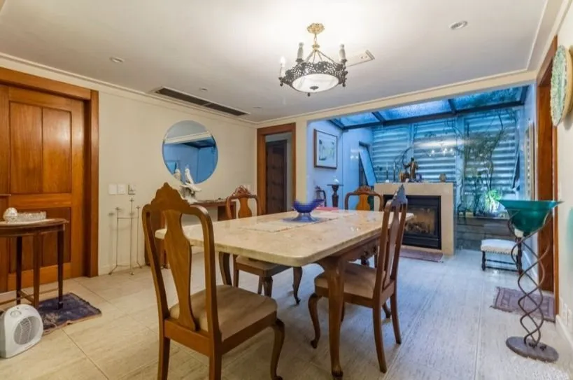 Imagem Cobertura para Venda - 304.71m², 3 dormitórios, sendo 1 suites, 2 vagas - Bela Vista