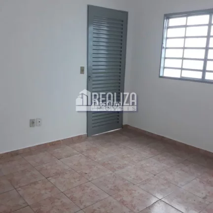 Imagem Casa para alugar no Conjunto Cássio Rezende em Uberaba!