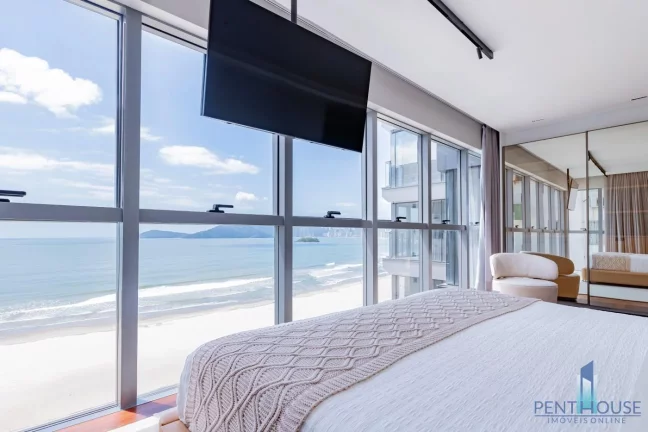 Imagem Apartamento Frente Mar para Venda em Balneário Camboriú, CENTRO, 4 dormitórios, 4 suítes, 5 banheiros, 4 vagas