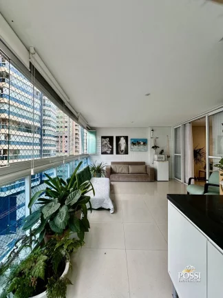 Imagem Espetacular apartamento à venda na Praia de Itapoã: Luxo, espaço e conforto. Lazer completo!