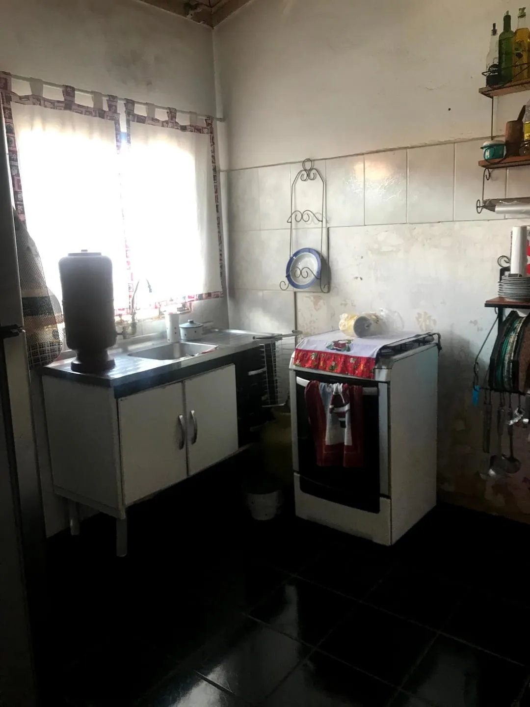 Imagem Casa à venda 4 Quartos, 1 Vaga, 300M², Residencial Ouro Verde, Pindamonhangaba - SP