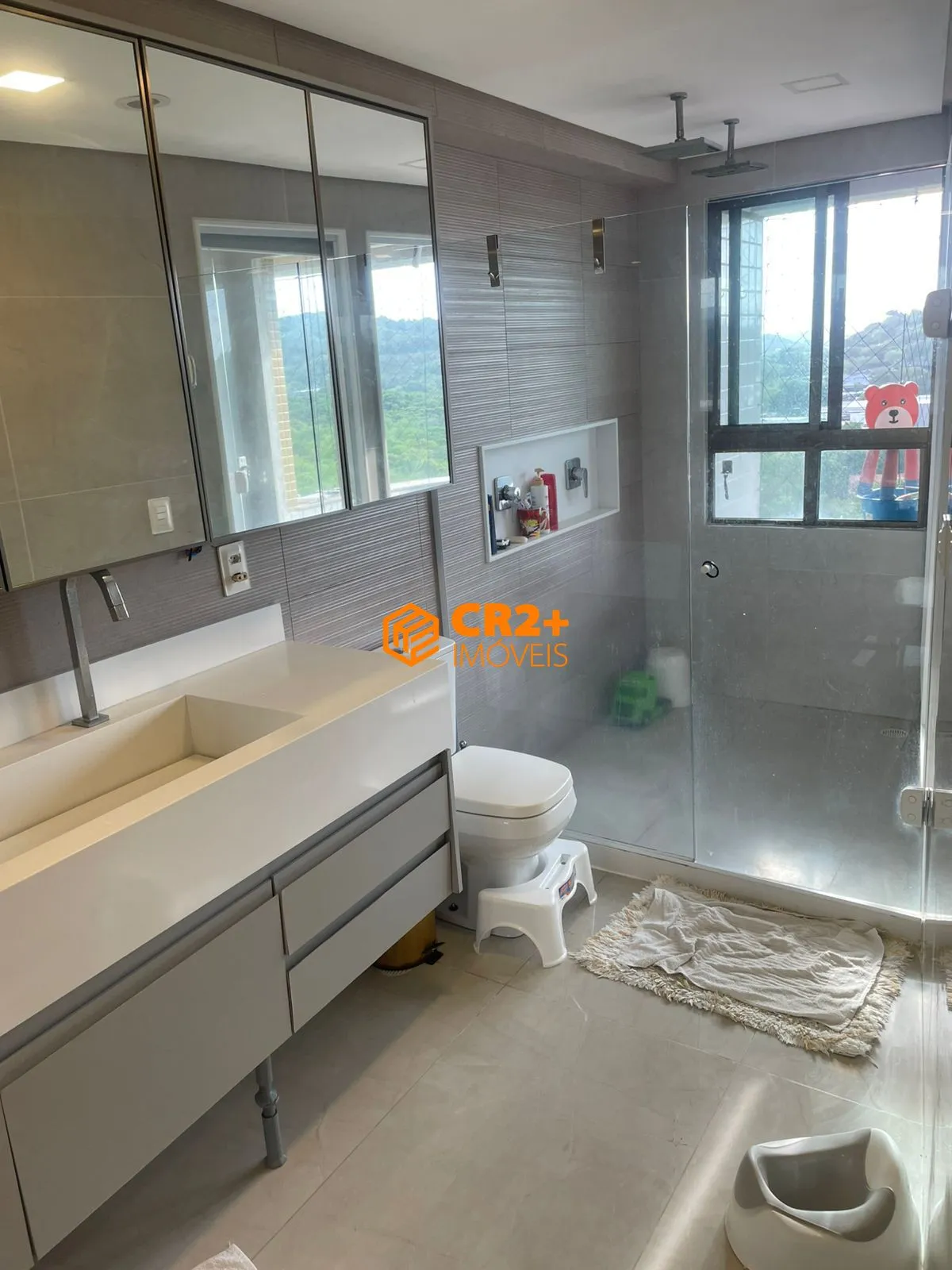 Imagem Vendo apartamento de luxo no Francisco Brenand - 4 suítes , 4 vagas, 200m²