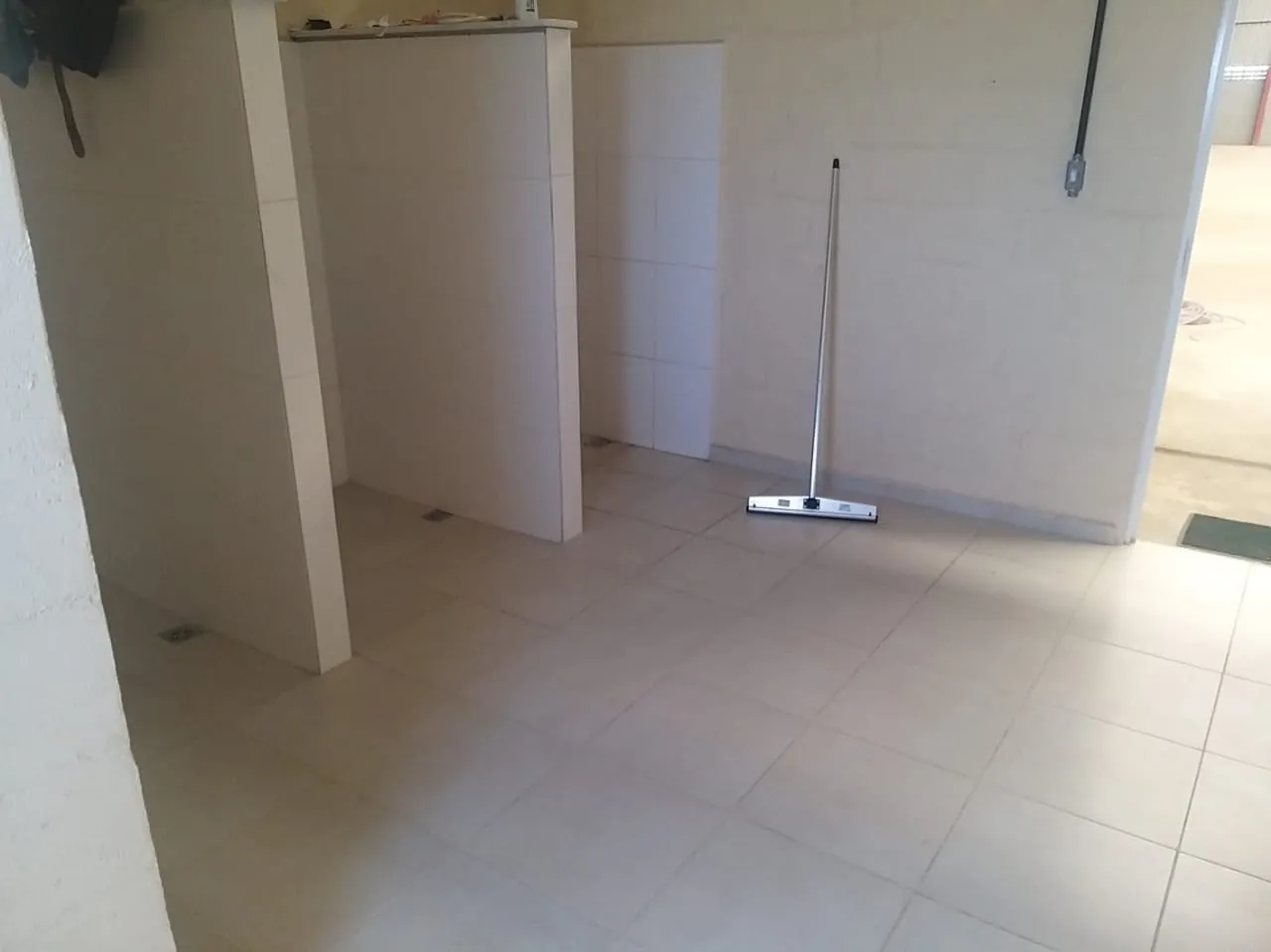 Imagem Comercial à venda 7500M², Moreira César, Pindamonhangaba - SP