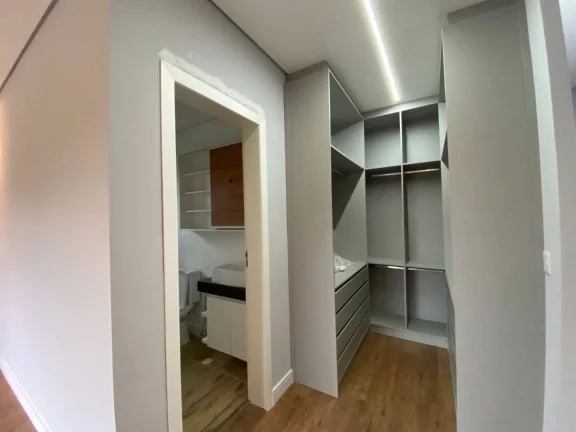 Imagem Casa com 3 Quartos à venda, 230 m² por R$ 1.890.000 - Reserva Santa Anna - Santana de Parnaíba/SP