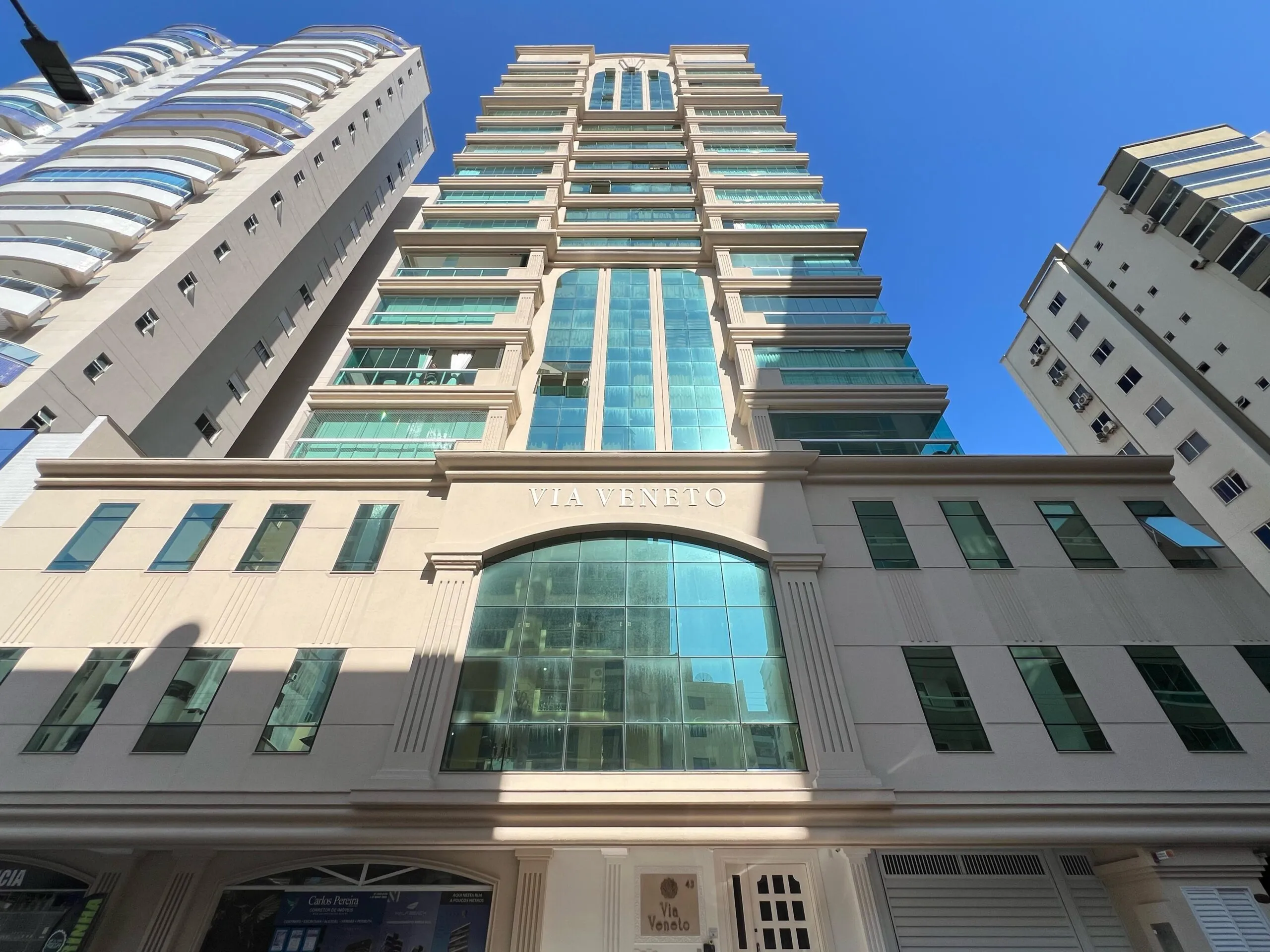 Foto do imóvel Apartamento à venda com 171m2 por R$ 3.500.000,00