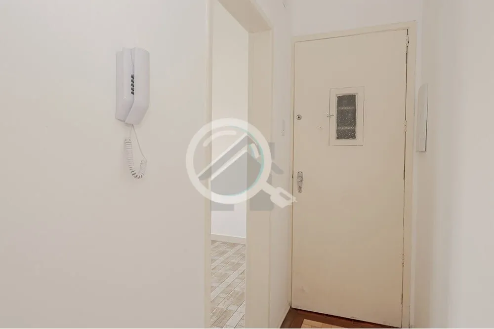 Imagem Este encantador apartamento no segundo andar está localizado na Rua General Caldwell. Com dois dorm...