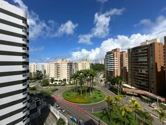 Imagem Apartamento de alto padrão com 4 suítes e varandão gourmet em Alphaville I, Salvador-BA 205m² 4 quartos 6 banheiros