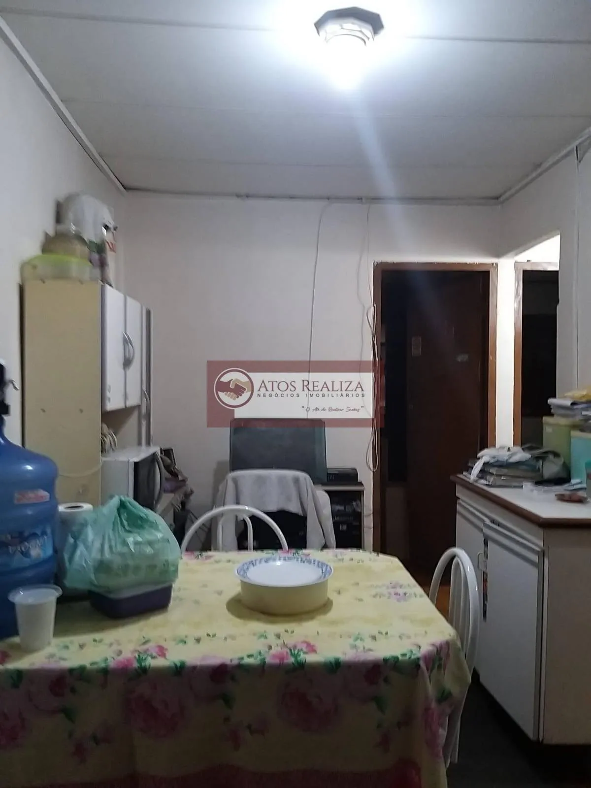 Imagem EXCLUSIVO: vendo super Oportunidade na região do Grajau. Vendo Casa com 150m2, Sendo 3 Dormitórios, Sala, Copa e Cozinha, Área de Sevicio, Banheiro, 2 vagas de Garagens, valor de Oportunidade R$. 320k, Confira!!