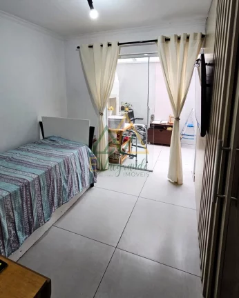 Imagem Sobrado à venda no bairro Bairro Alto - Curitiba/PR