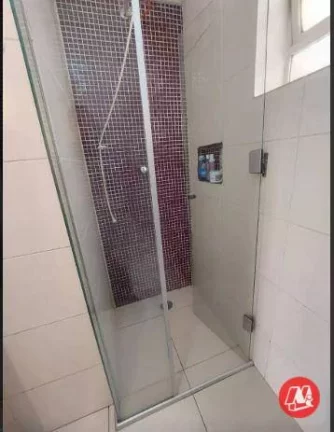Imagem JK próximo ao Clinicas com pátio.