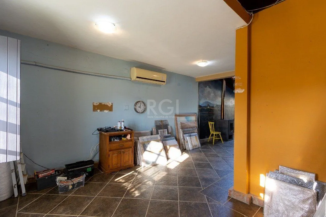 Imagem Casa para Venda - 244m², 3 dormitórios, sendo 1 suites, 2 vagas - Guarujá