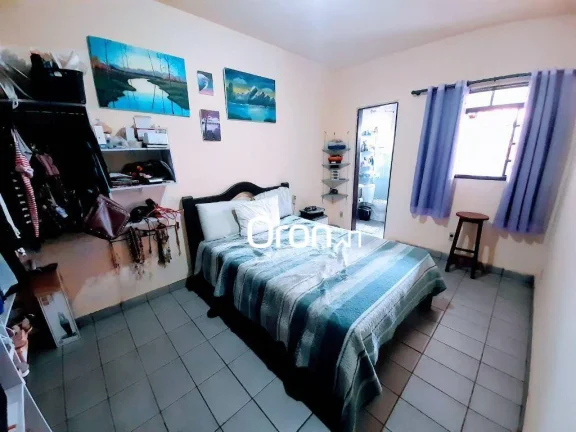 Imagem Casa à venda, 320 m² por R$ 670.000,00 - Jardim Novo Mundo - Goiânia/GO