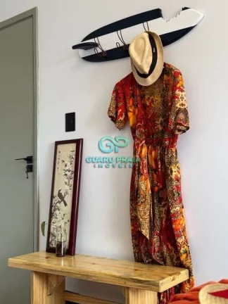 Imagem Apartamento Reformado e Moderno na Enseada – Excelente Oportunidade de Investimento!