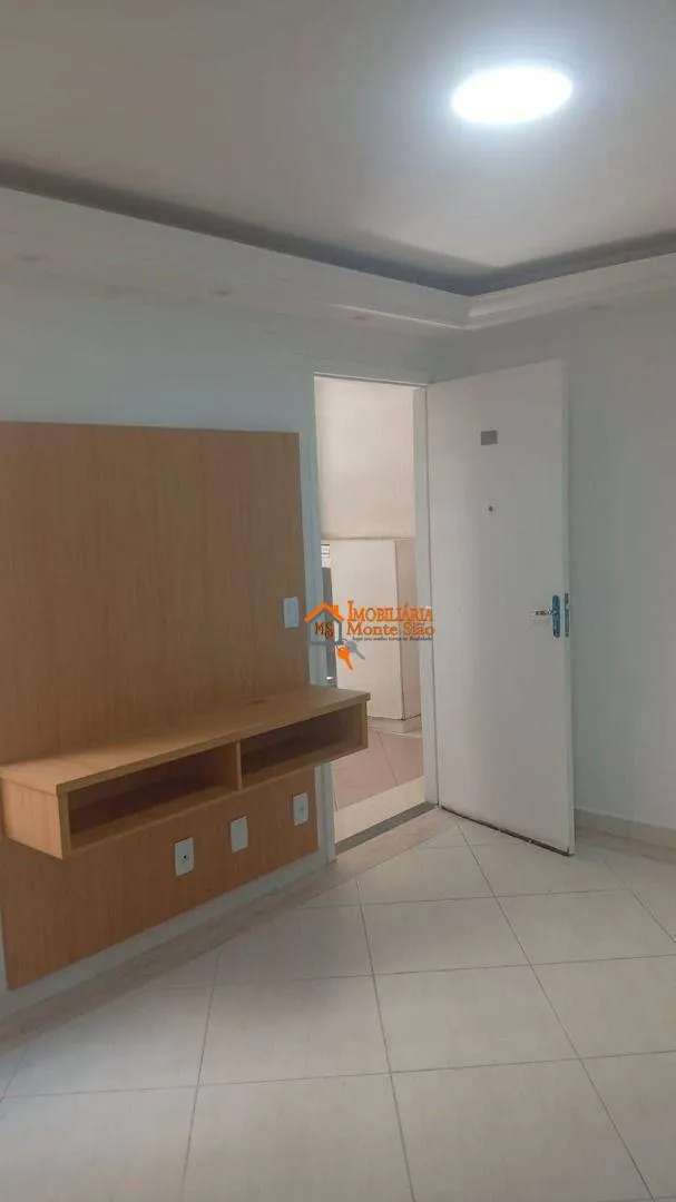 Imagem Apartamento com 2 dormitórios à venda, 42 m² por R$ 250.000,00 - Água Chata - Guarulhos/SP